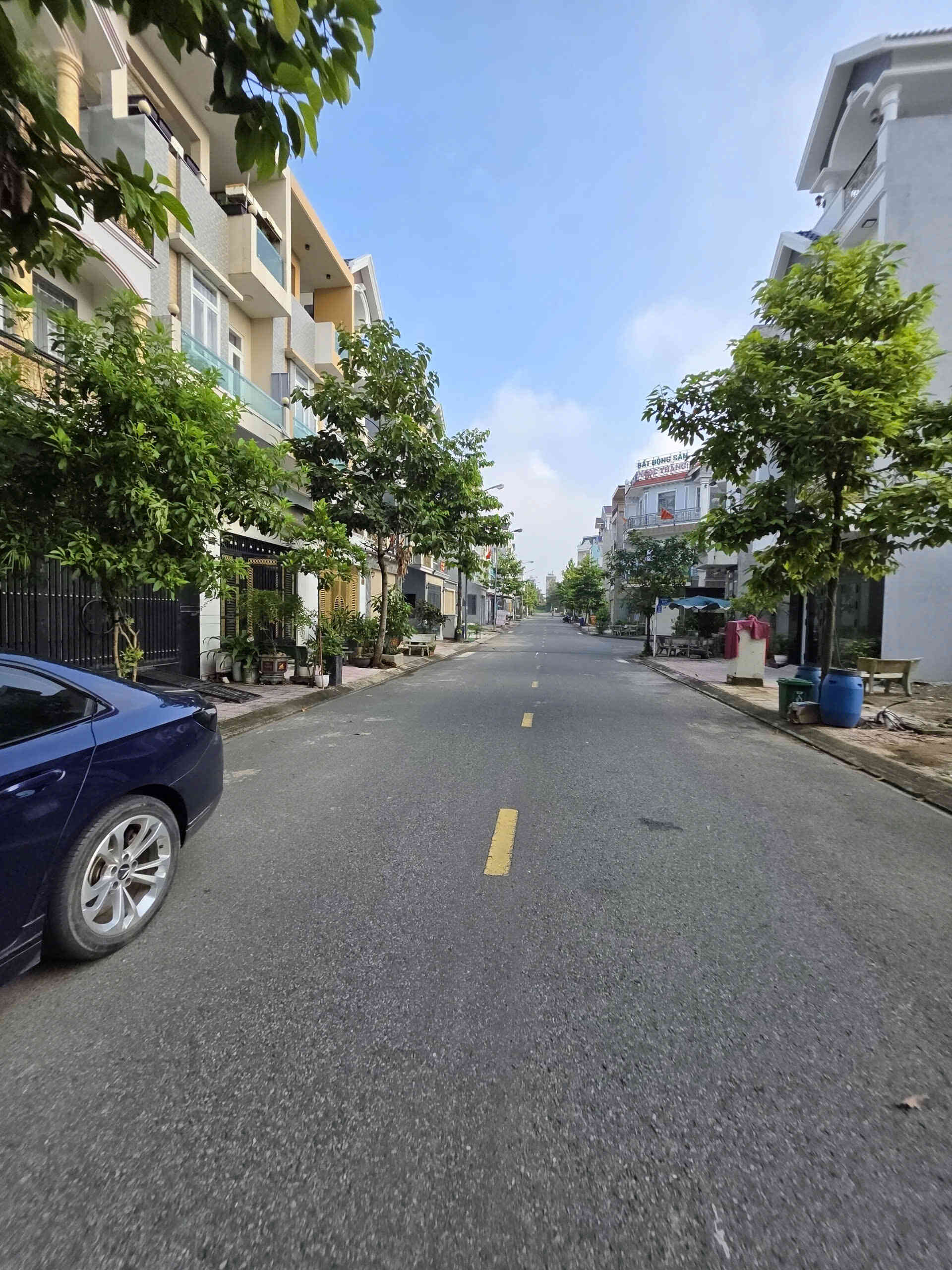 Bán đất 4.5×16.7m, đường D1 KDC Phú Hồng Thịnh 6 p.Bình An