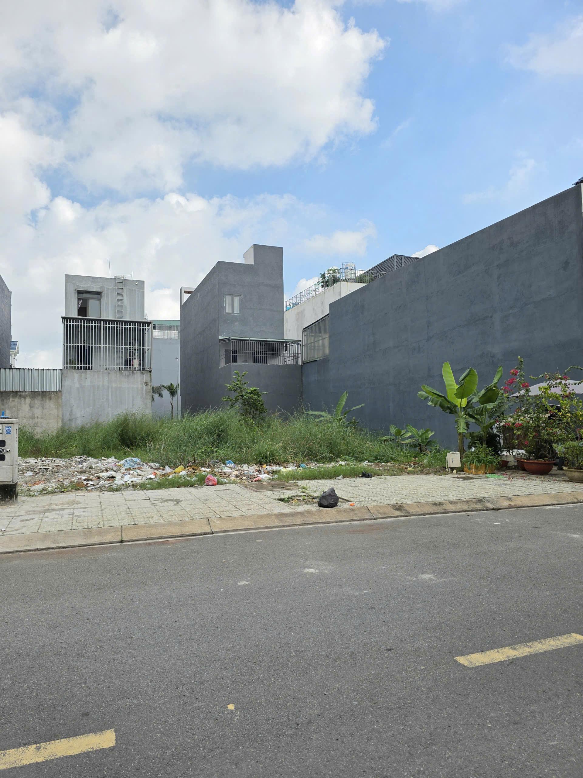 Bán đất đường 17m kinh doanh, KDC THESUNCITY – gần vòng xoay An Phú 1,5km, p.An Phú, Tp.Thuận An- 4,6 TỈ
