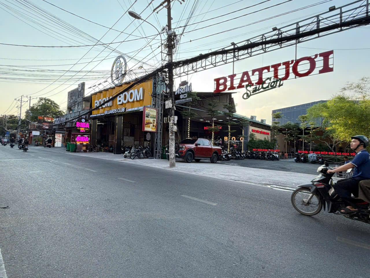 BÁN 2 CĂN MẶT TIỀN LIỀN KỀ TÔ VĨNH DIỆN – NGANG 8,5M – 288M2- GIÁ 42 TỈ