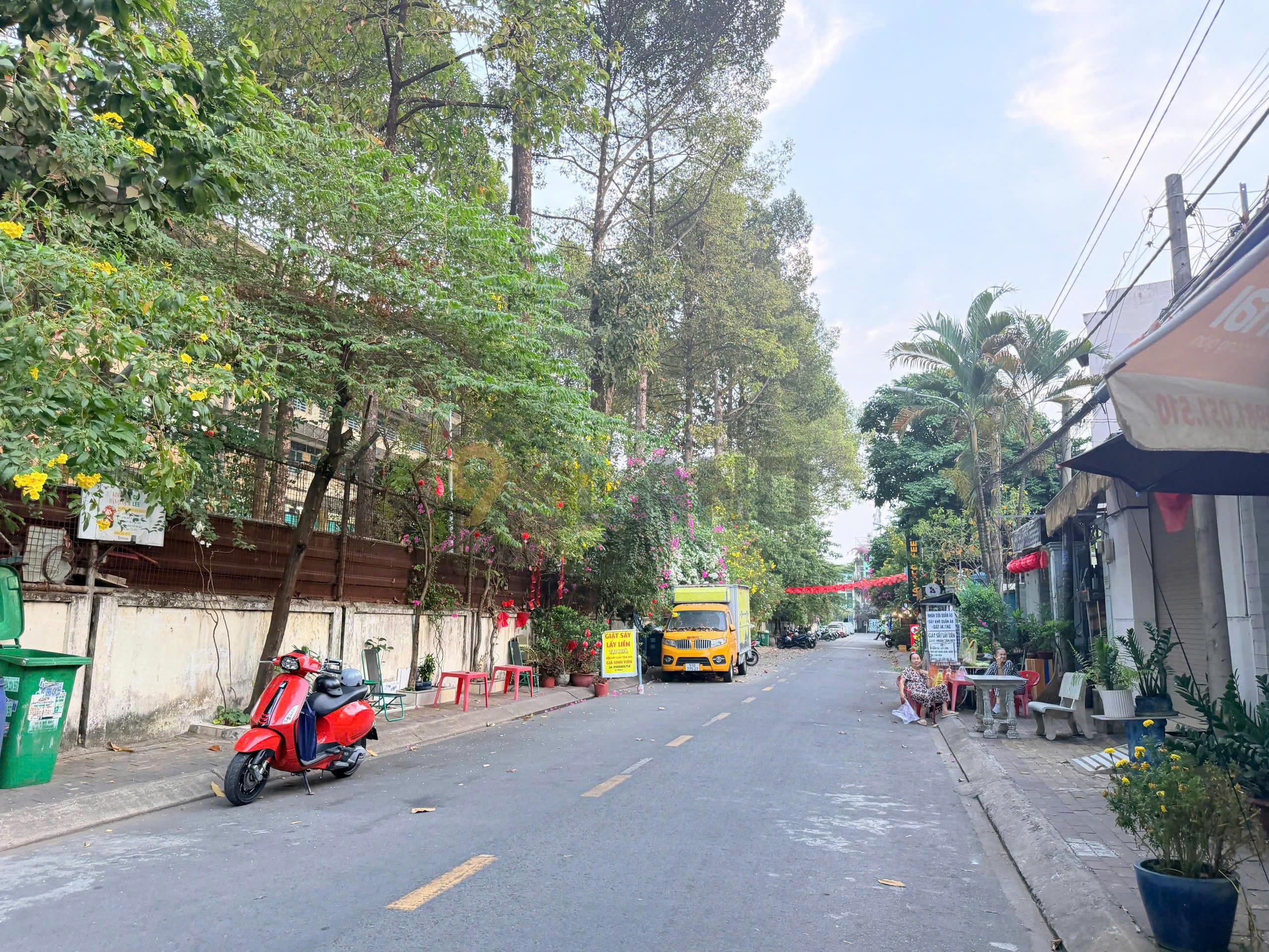 BÁN NHÀ 1 TRỆT 1 LẦU MẶT TIỀN ĐƯỜNG SỐ 7 – LINH CHIỂU – 408.2 m2 – 120tr/m- TRUNG TÂM THỦ ĐỨC