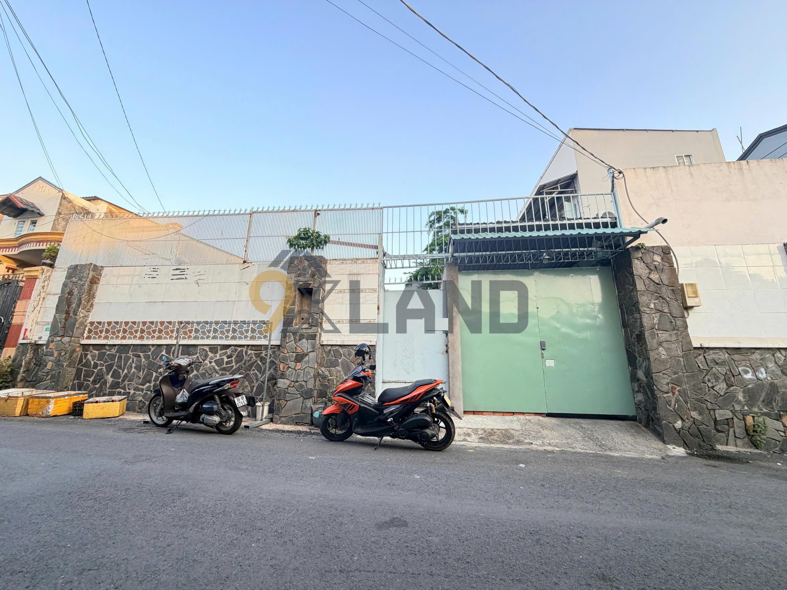 ĐẤT LINH TÂY- 4,2×22 TIỆN XÂY 5 TẦNG- 7,5 TỶ