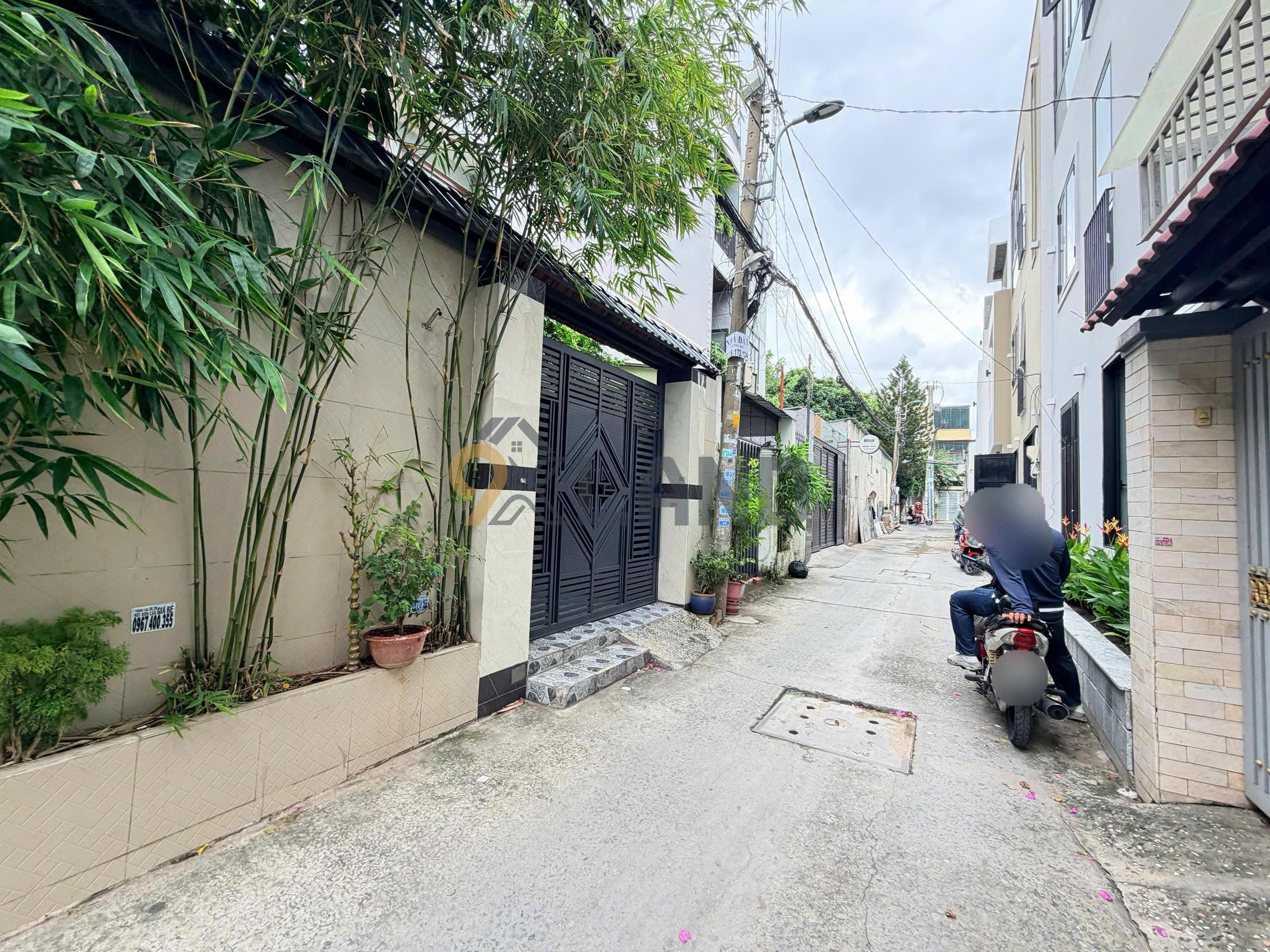 BÁN NHÀ SÁT NGAY PHẠM VĂN ĐỒNG – LINH TÂY – NGANG 5.5 M – GIÁ NHỈNH 6 TỶ – 74.7 M2